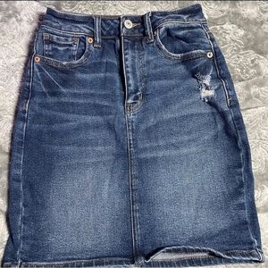 American Eagle stretch denim skirt size 00